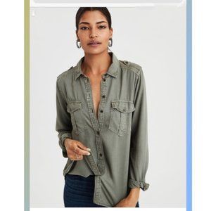 American eagle boyfriend fit utility style shirt